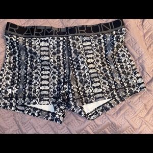 Under Armour Training shorts XL